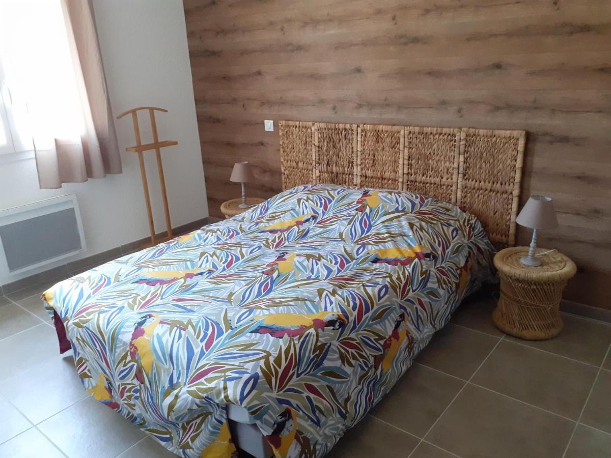 Les Locs Du Grazel Villa Ruoms Dış mekan fotoğraf